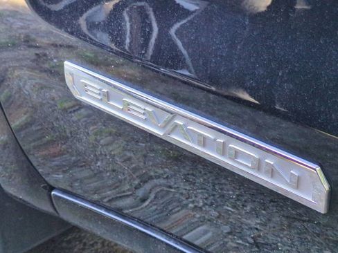 Used 2024 GMC Sierra 1500 Elevation AWD/4WD image 13