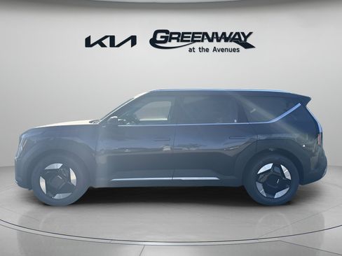 New 2026 Kia EV9 Wind image 2