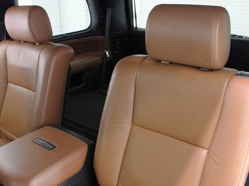 Used 2012 Toyota Sequoia Platinum AWD/4WD image 40