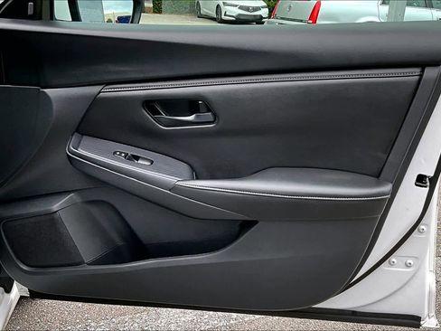 Used 2024 Nissan Sentra S image 27