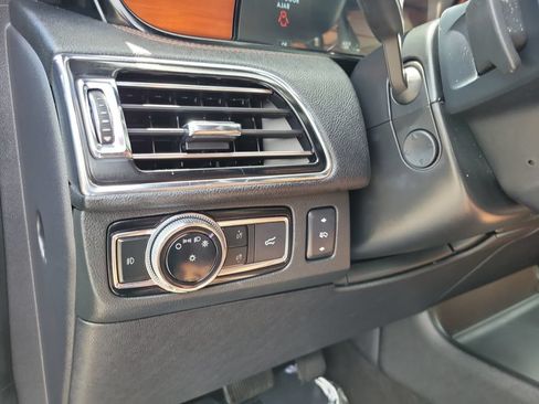 Certified 2020 Lincoln Navigator Reserve w/ Equipment Group 201A Reserve AWD/4WD image 20