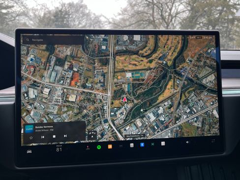 Used 2021 Tesla Model S Plaid image 50