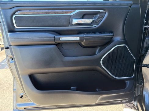 Used 2020 RAM 1500 Laramie image 29