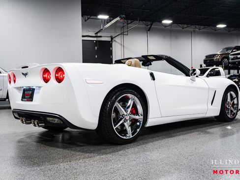 Used 2012 Chevrolet Corvette Convertible w/ 2LT Preferred Equipment Group image 5