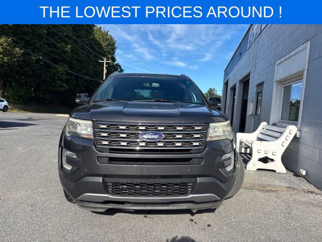 Used 2016 Ford Explorer XLT w/ Equipment Group 202A AWD/4WD image 2