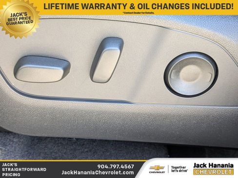 New 2026 Chevrolet Traverse LT w/ Enhanced Driving Package FWD image 21