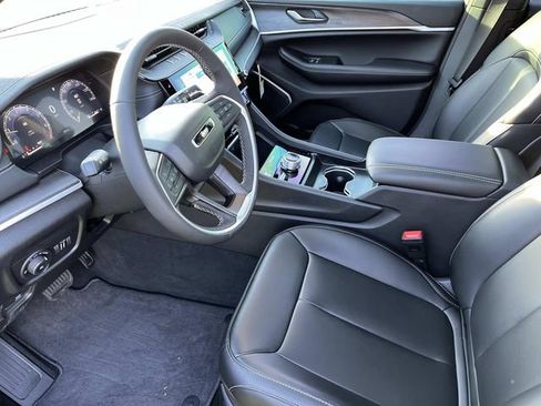 New 2026 Jeep Grand Cherokee L Limited w/ Limited Altitude Package image 22