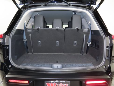 New 2026 Nissan Pathfinder SV image 49