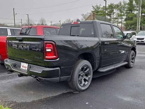 New 2026 RAM 1500 Express AWD/4WD image 4