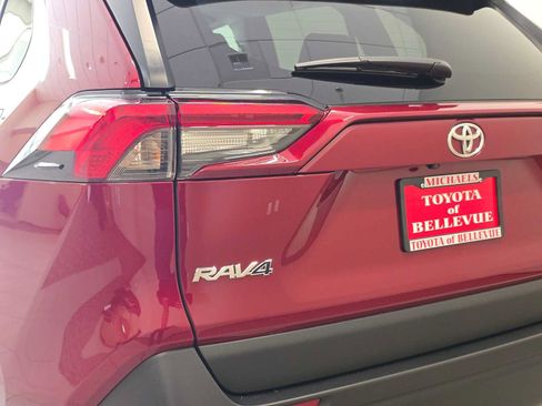 Certified 2025 Toyota RAV4 XLE w/ Convenience Package AWD/4WD image 7