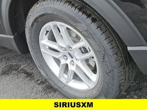 New 2026 Ford Explorer Active image 9