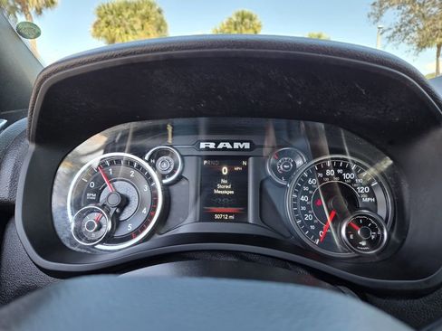 Certified 2022 RAM 3500 Big Horn image 34