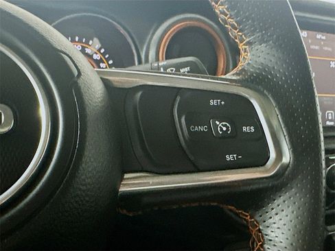 Used 2023 Jeep Gladiator Mojave w/ Cold Weather Group image 26