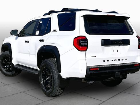 New 2026 Toyota 4Runner TRD Off-Road Premium AWD/4WD image 11