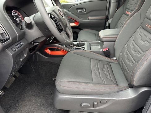 New 2025 Nissan Frontier PRO-4X image 13