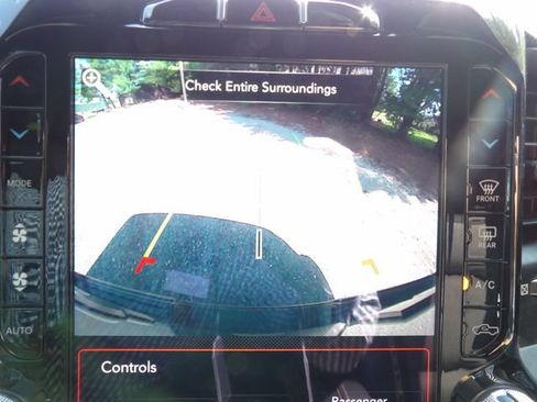 Used 2021 RAM 1500 Rebel AWD/4WD image 30