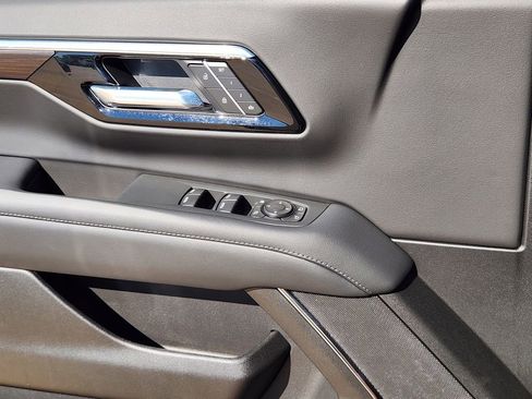 New 2026 Chevrolet Tahoe LS image 15