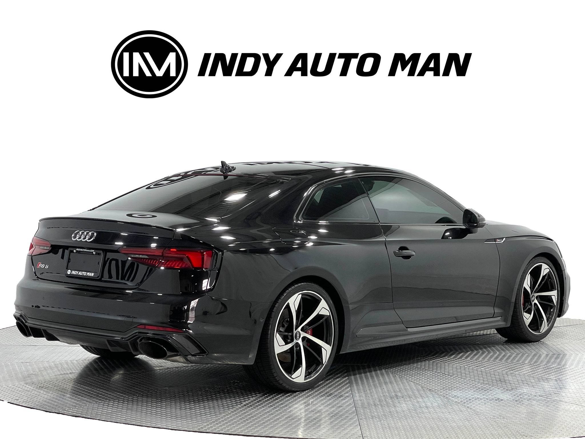 Used 2019 Audi RS 5 w/ Black Optic Carbon Package AWD/4WD image 4
