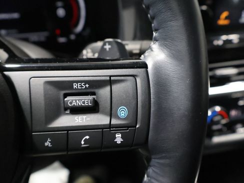 Used 2022 Nissan Pathfinder Platinum w/ Cargo Package image 35