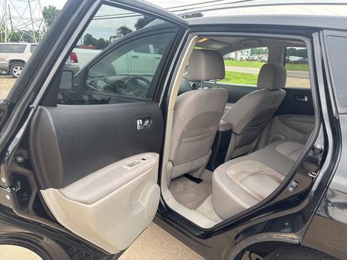 Used 2011 Nissan Rogue SV AWD/4WD image 13
