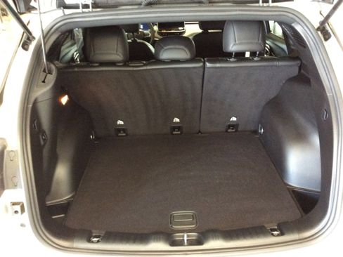 Used 2025 Jeep Compass Limited w/ Elite Group image 5