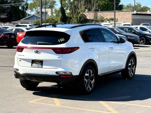 Used 2022 Kia Sportage EX w/ EX Technology Package image 6
