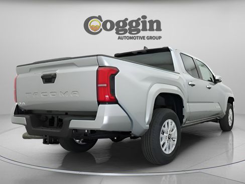 New 2026 Toyota Tacoma SR5 AWD/4WD image 19