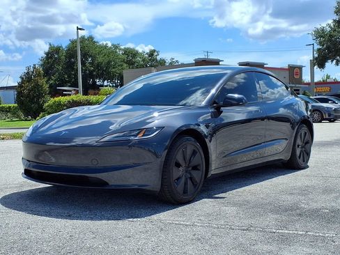 Used 2025 Tesla Model 3 Long Range RWD image 3