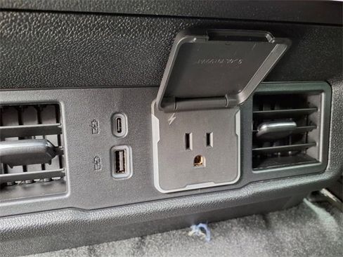 Used 2026 Chevrolet Silverado 1500 LT image 12