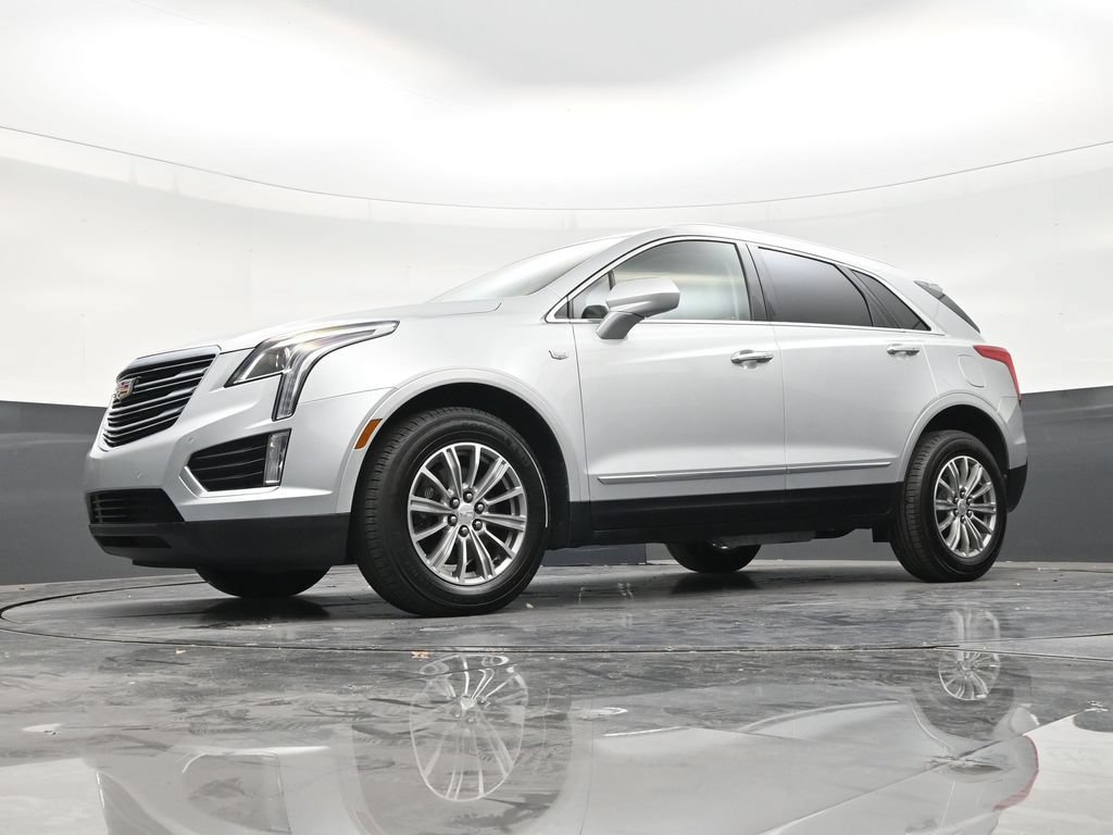 Used 2017 Cadillac XT5 Luxury w/ Driver Awareness Package FWD image 20
