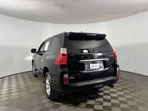 Used 2011 Lexus GX 460 image 3