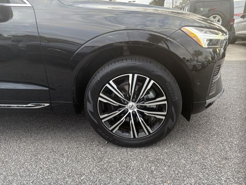Certified 2022 Volvo XC60 B5 Inscription w/ Advanced Package image 13