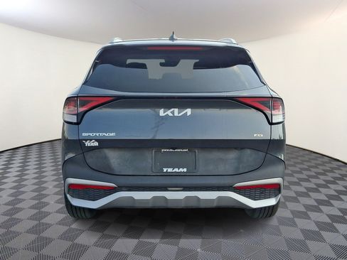 Used 2023 Kia Sportage EX AWD/4WD image 5