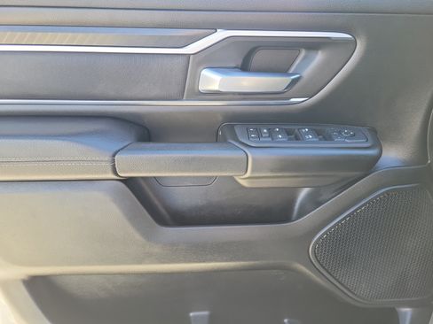 Used 2025 RAM 1500 Big Horn AWD/4WD image 12