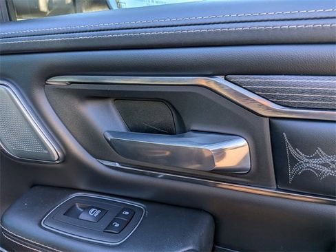 Used 2019 RAM 1500 Limited image 33