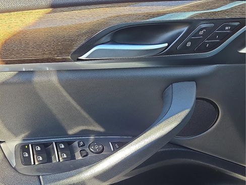 Used 2019 BMW X3 xDrive30i w/ Driving Assistance Package image 13