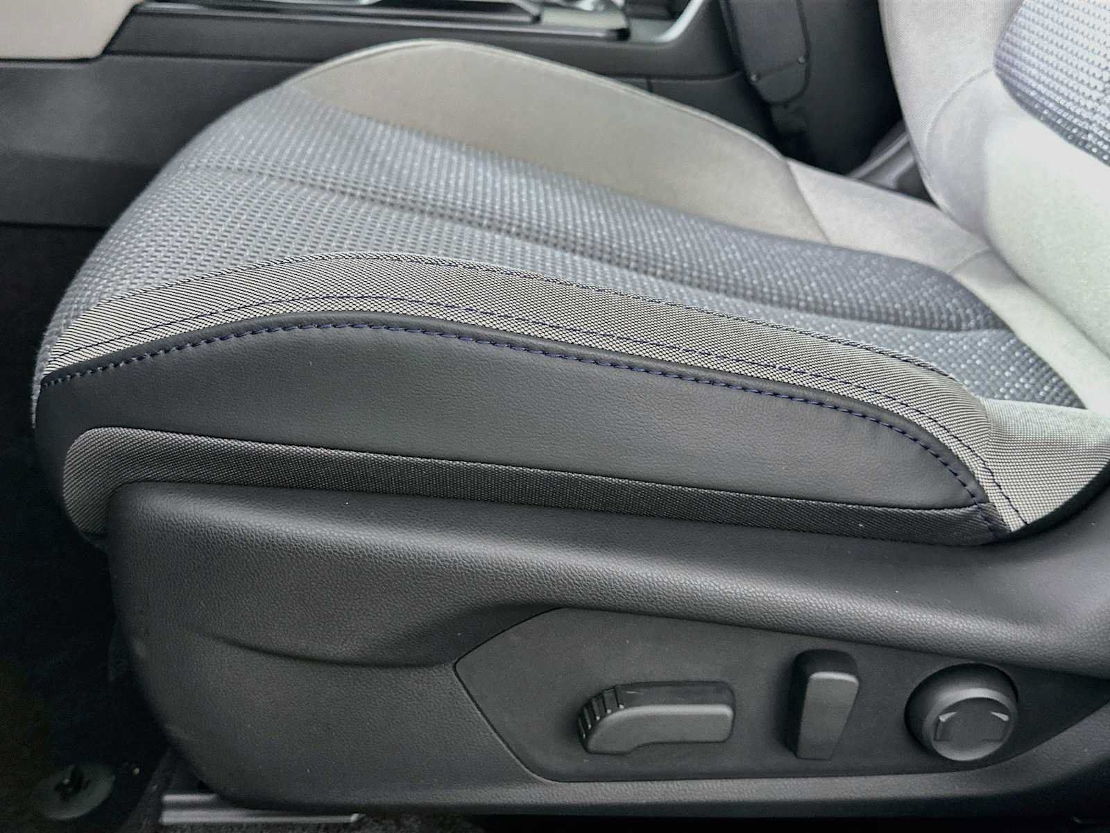 Certified 2026 Subaru Forester Premium AWD/4WD image 17
