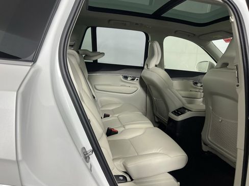 Used 2025 Volvo XC90 T8 Plus w/ Protection Package Premier image 31
