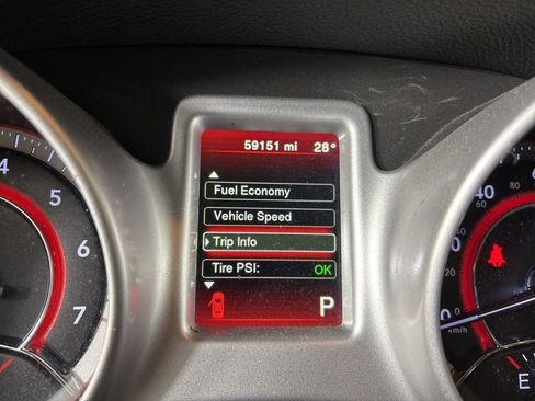 Used 2020 Dodge Journey SE w/ SE Popular Equipment Group image 13