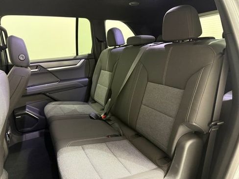 Certified 2025 GMC Acadia Elevation image 25