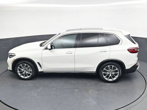 Used 2021 BMW X5 xDrive40i w/ Premium Package 3 AWD/4WD image 26