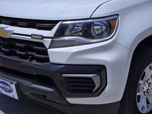 Used 2022 Chevrolet Colorado LT w/ Fleet Safety Package RWD image 9