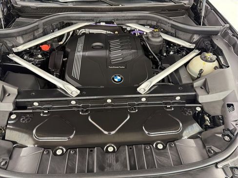 Certified 2023 BMW X6 xDrive40i w/ M Sport Package image 43