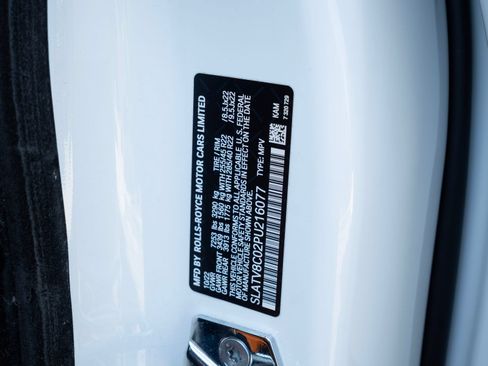 Certified 2023 Rolls-Royce Cullinan Black Badge w/ Driver's Package AWD/4WD image 35