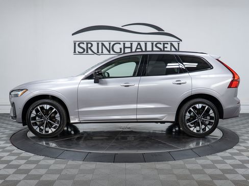 New 2026 Volvo XC60 B5 Plus w/ Protection Package Premier AWD/4WD image 8