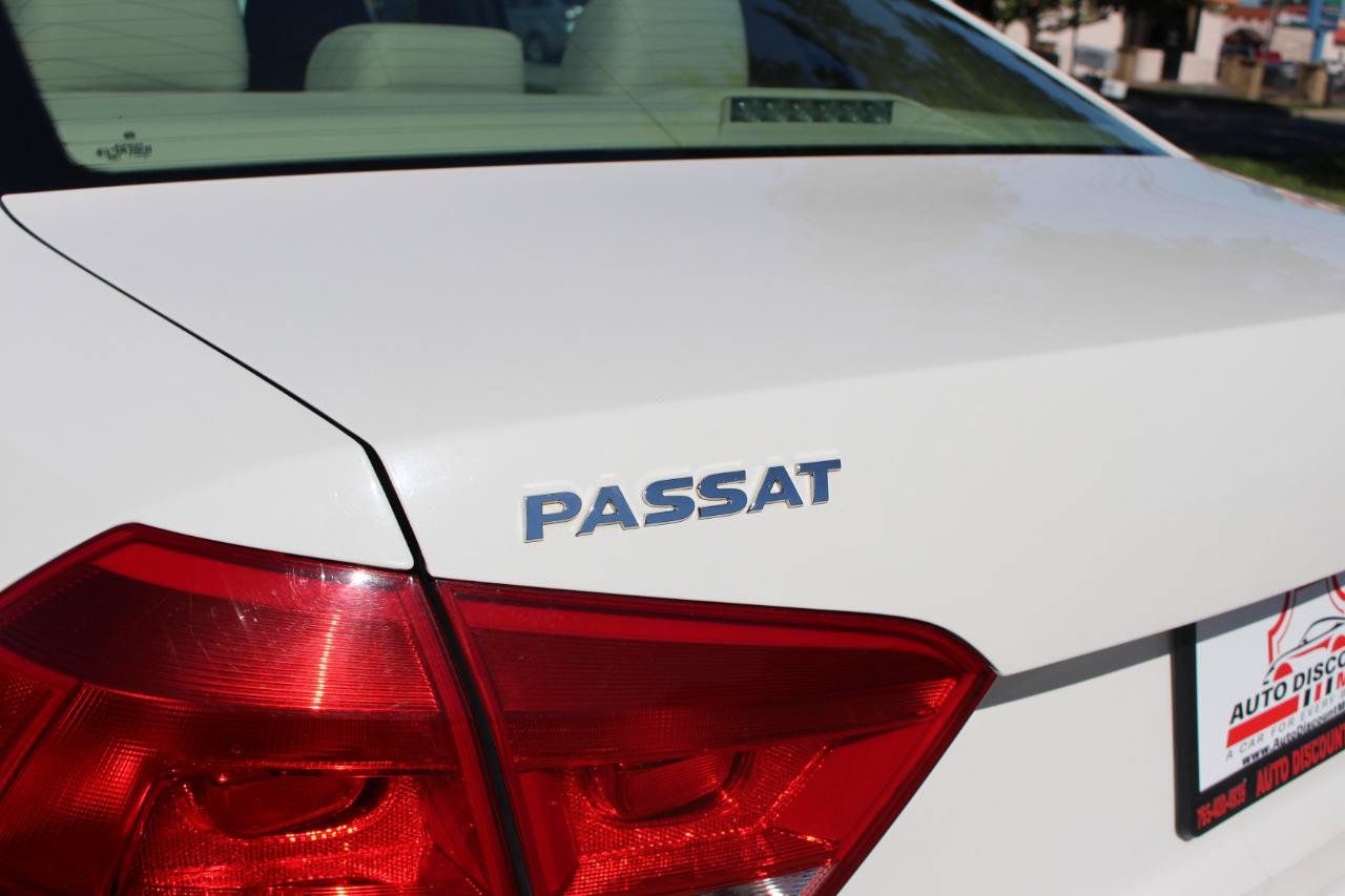 Used 2015 Volkswagen Passat 1.8T Limited Edition FWD image 42