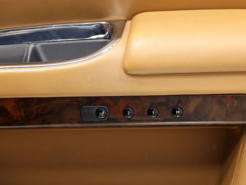 Used 2016 Rolls-Royce Ghost image 75