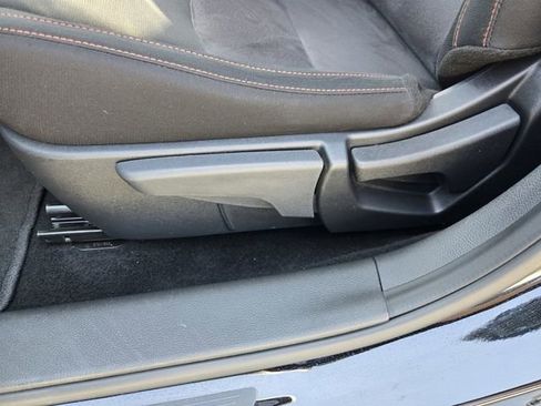 Used 2025 Nissan Sentra SR FWD image 15