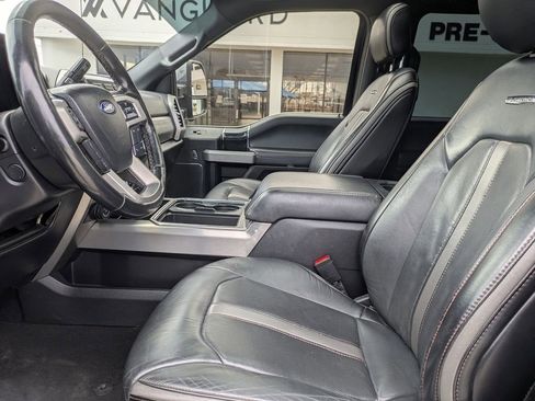 Used 2021 Ford F250 Platinum image 28