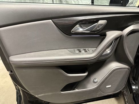 Used 2025 Chevrolet Blazer RS image 19